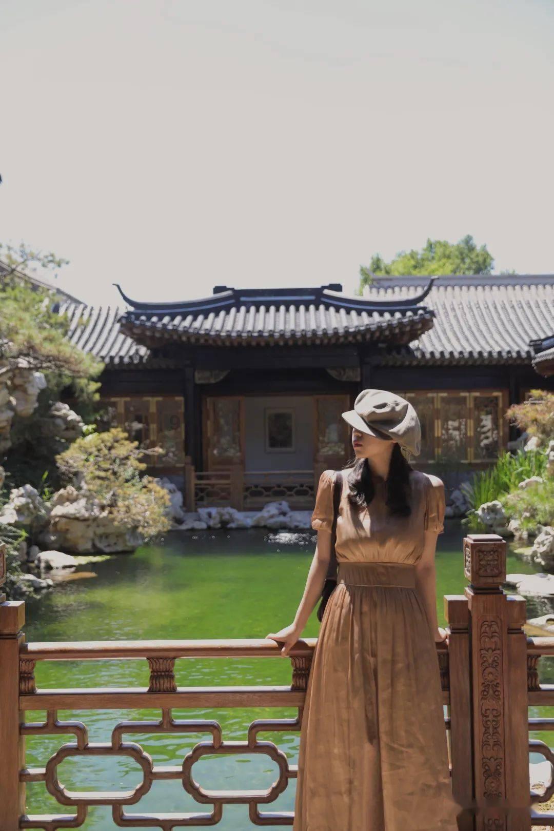 叹为观止!直播间买卡片,女孩花掉七千多